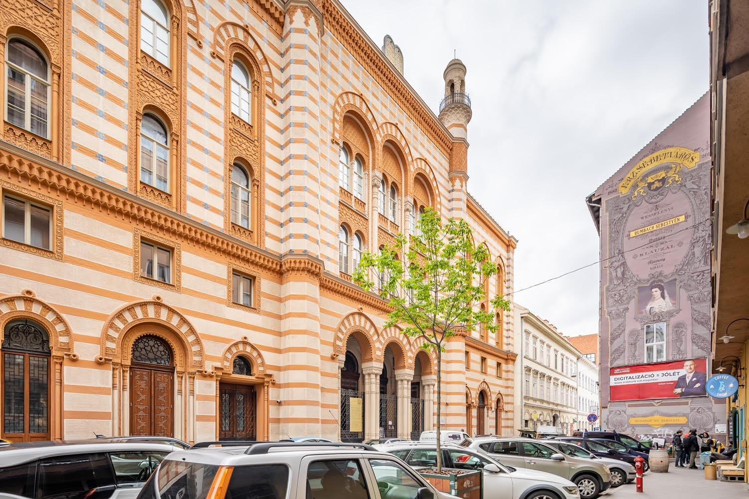 Huge Warm Luxury Budapest